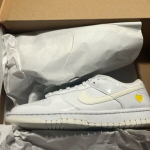 Nike Dunks - Valentines Day - Brand New in Original Box